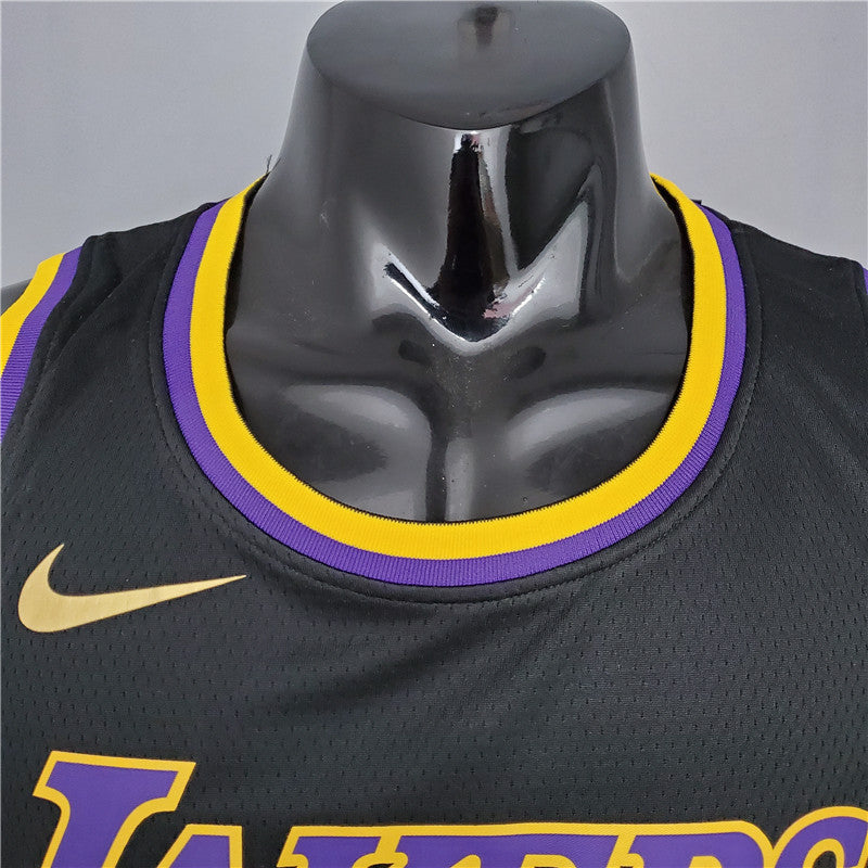 LAKERS EDICIÓN NEGRA 2021